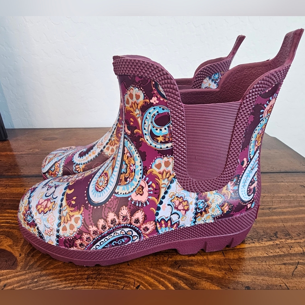 Vera Bradley Purple Blue Paisley Waterproof Rainboot Garden Shoes Women's Sz 6 - Picture 3 of 7